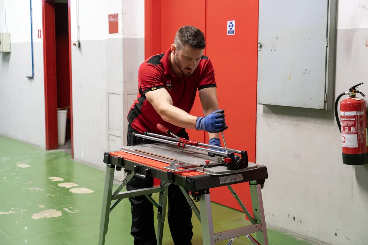 RUBI MESA DE TRABAJO PLEGABLE 4 EN 1