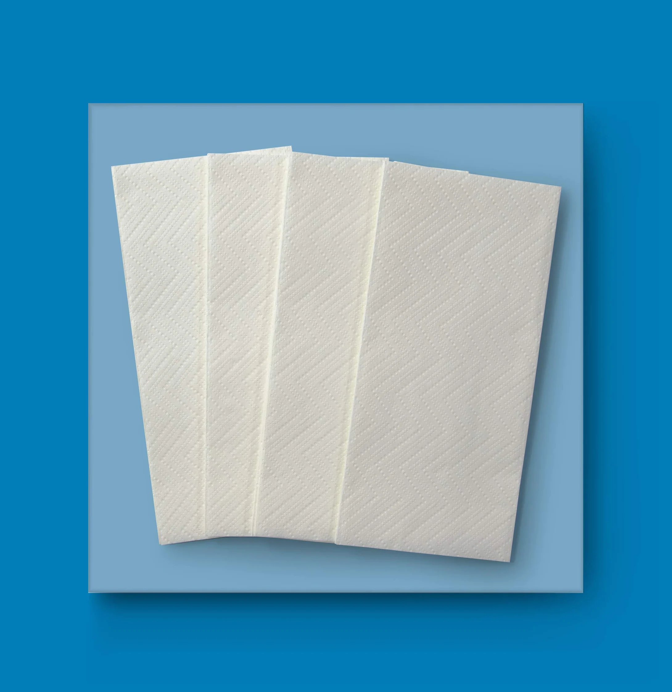 AmazonCommercial Asciugamani Di Carta Piega Singola 2 Veli 3990 Fogli 22cm x 21cm
